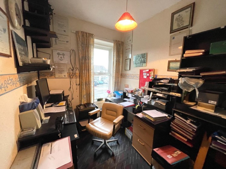 Images for Leigh Road, Street