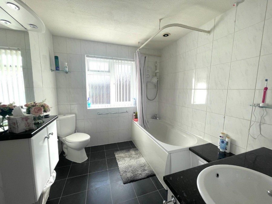 Images for Meadow Close, Street