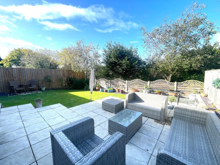 Images for Meadow Close, Street