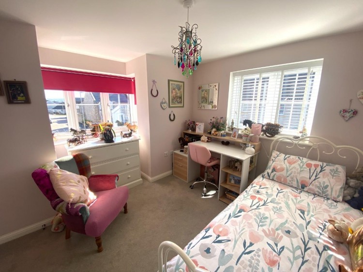 Images for Pearmain Road, Somerton