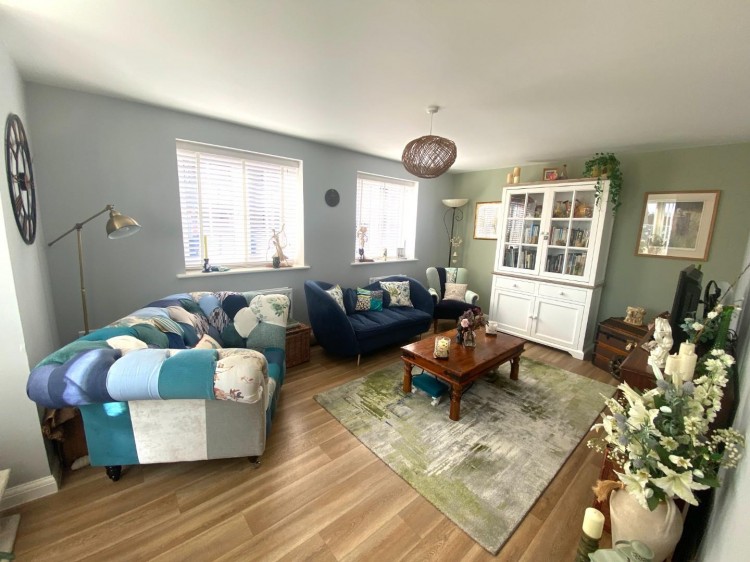 Images for Pearmain Road, Somerton