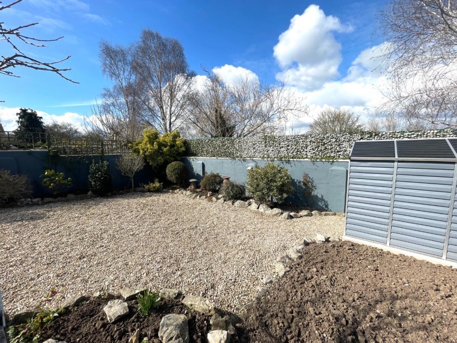 Images for Holman Close