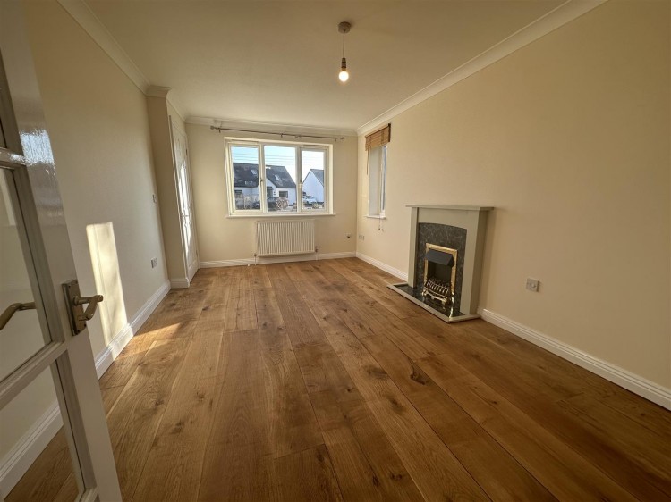 Images for Myrtle Close, Meare, Glastonbury