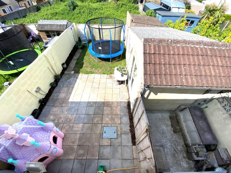 Images for Oakfield Road