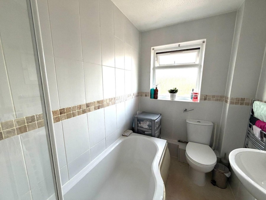 Images for Oakfield Road