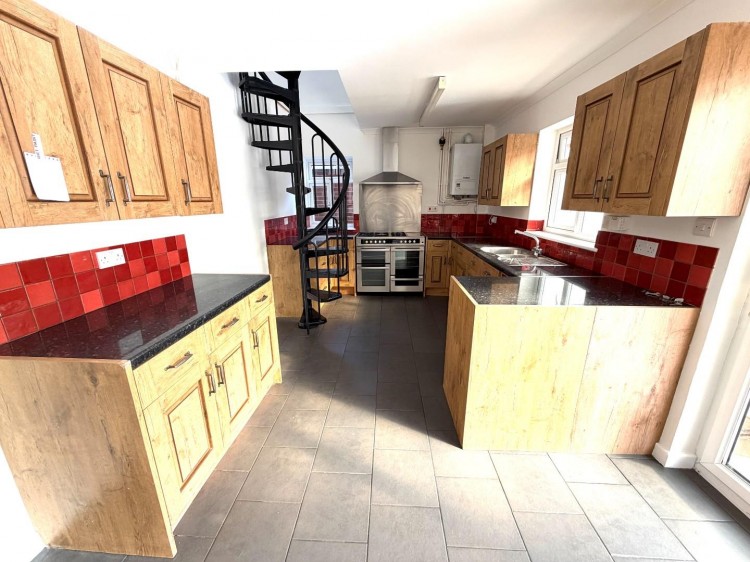 Images for Wells Road