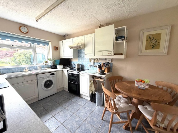 Images for Chestnut Close, Baltonsborough, Glastonbury