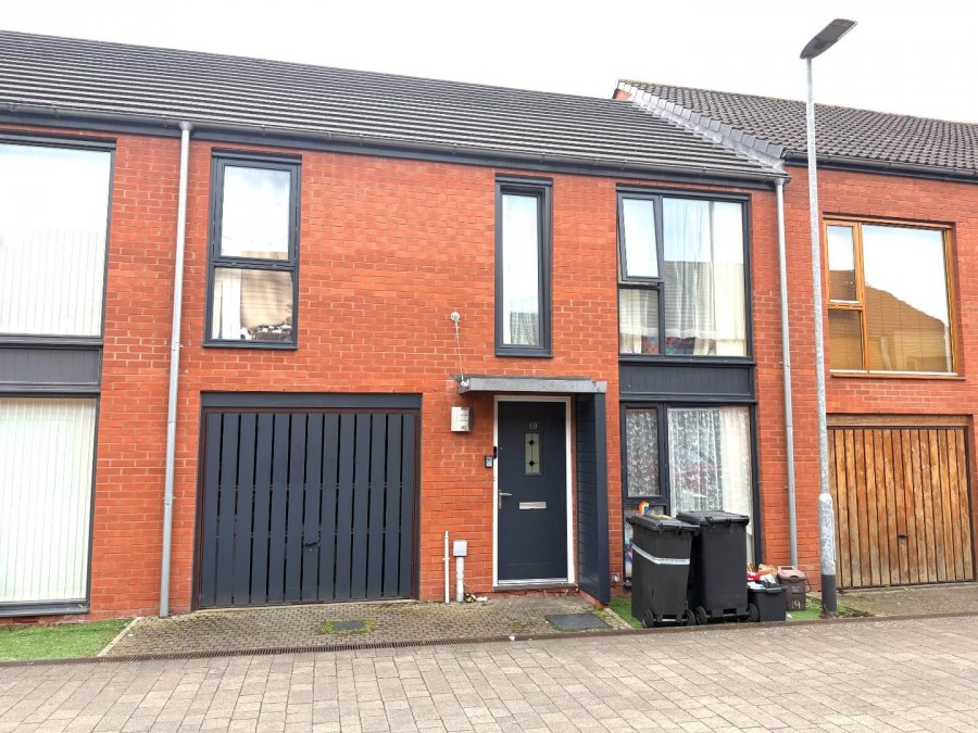 Images for Moccasin Way, Street