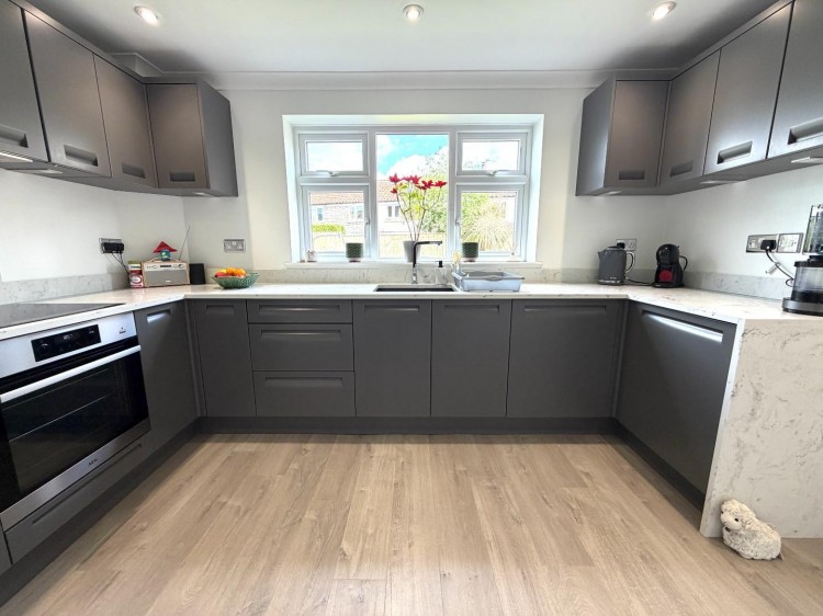 Images for Oakfield Road, Street