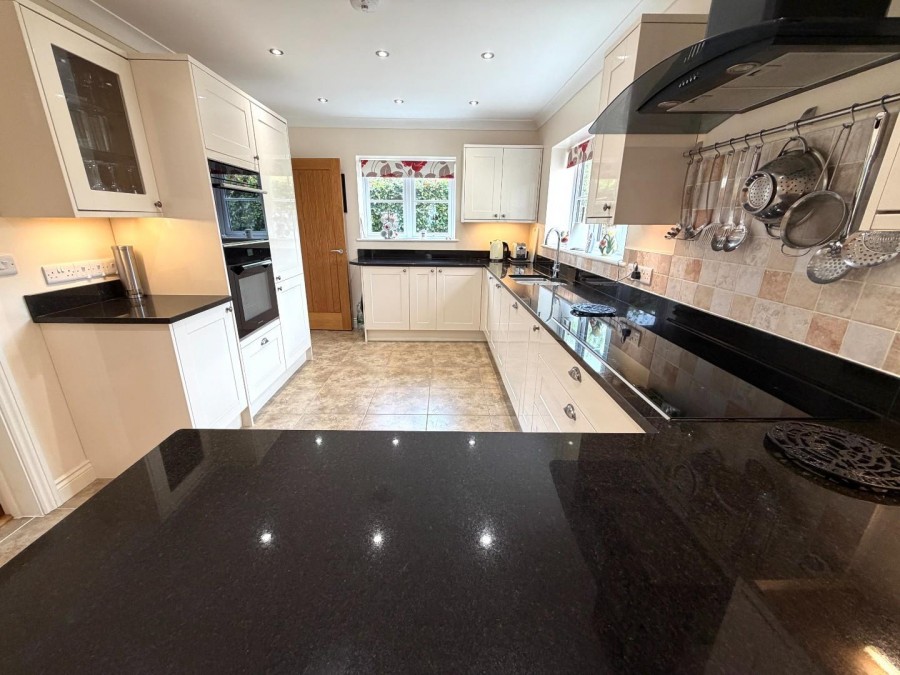 Images for Millbatch Close, Meare, Glastonbury